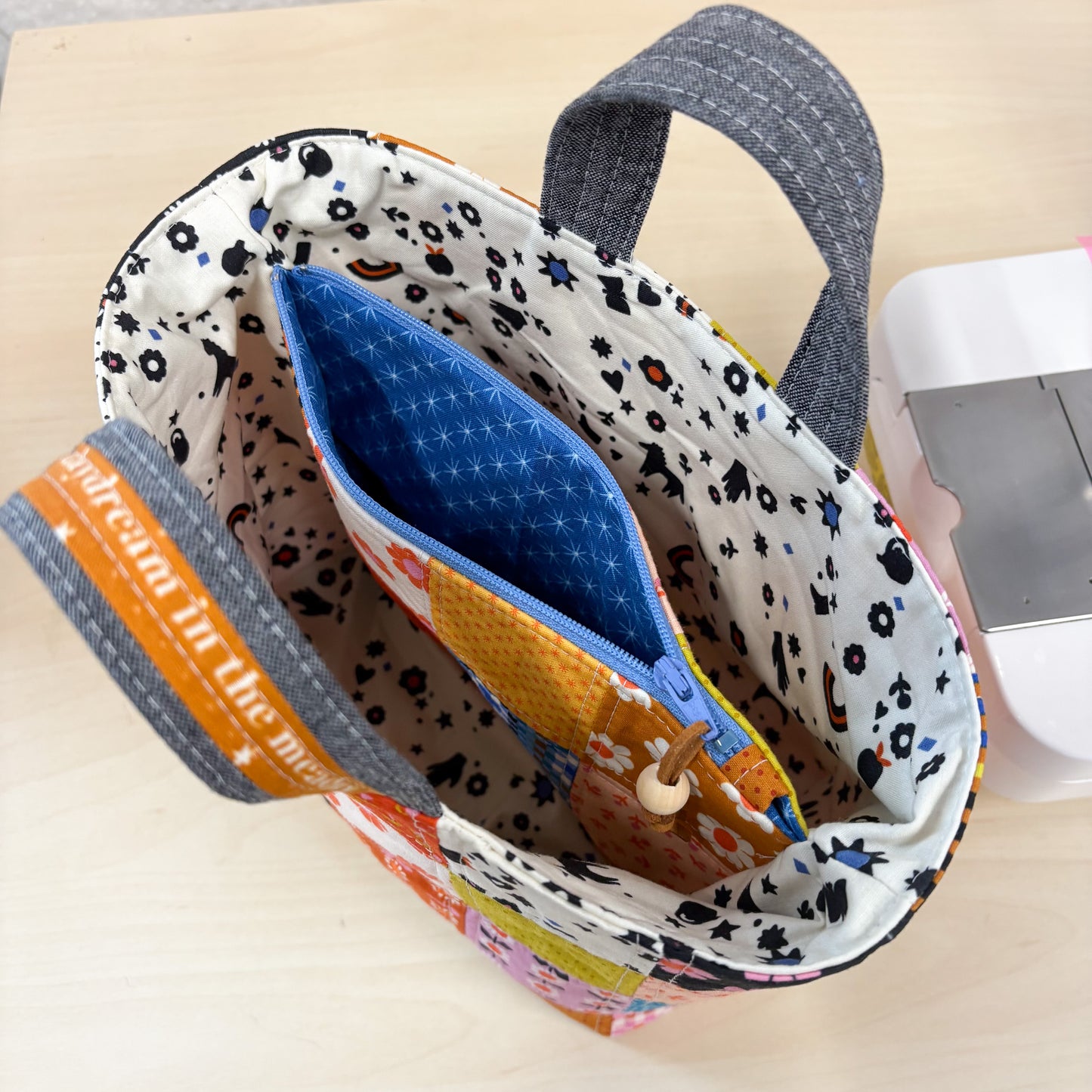 Medium Zip Divide It! Basket in Meadow Star Patchwork