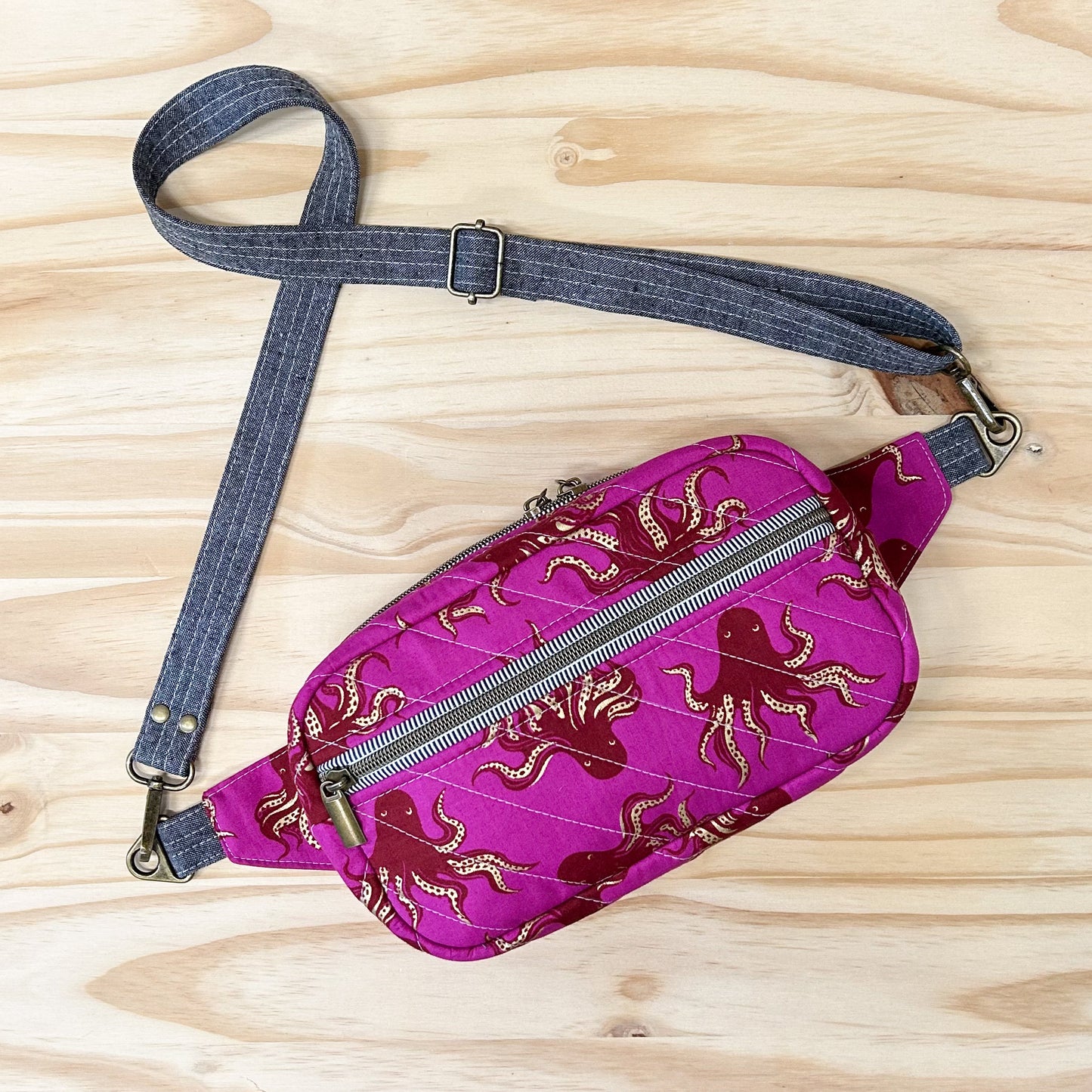 Emerson Crossbody Bag in Magenta Octopi Print