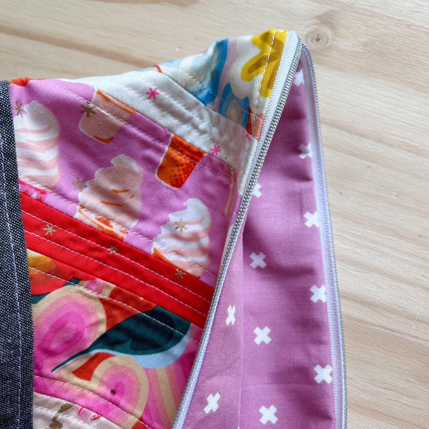 Extra Large Scrappy Quilted Essential Pouch in Social Retro Print
