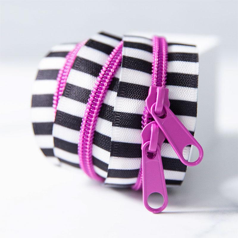 30" Size #5 Double Pull Zipper - B&W in Petunia | Stitch Supply Co.