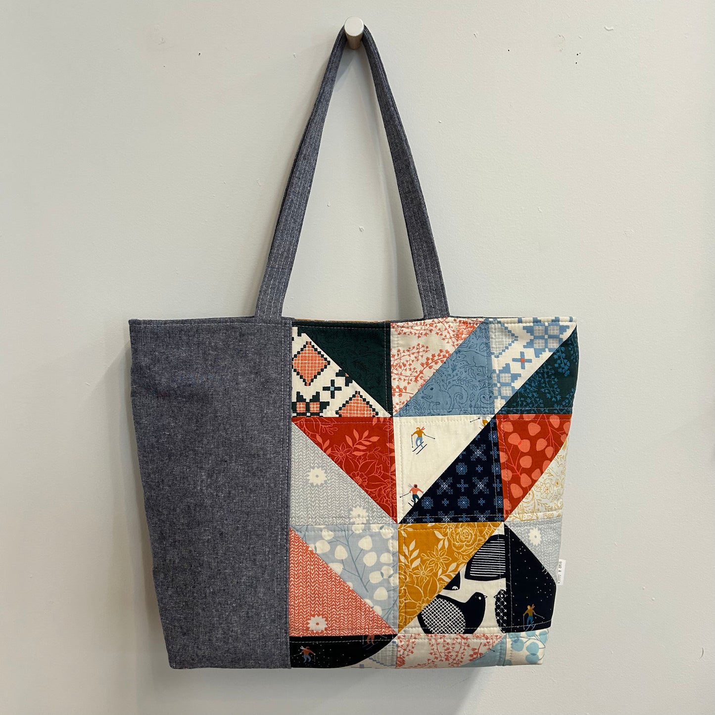 Large Zippered Tote in Quilt Pieced Winterglow Cotton and Linen