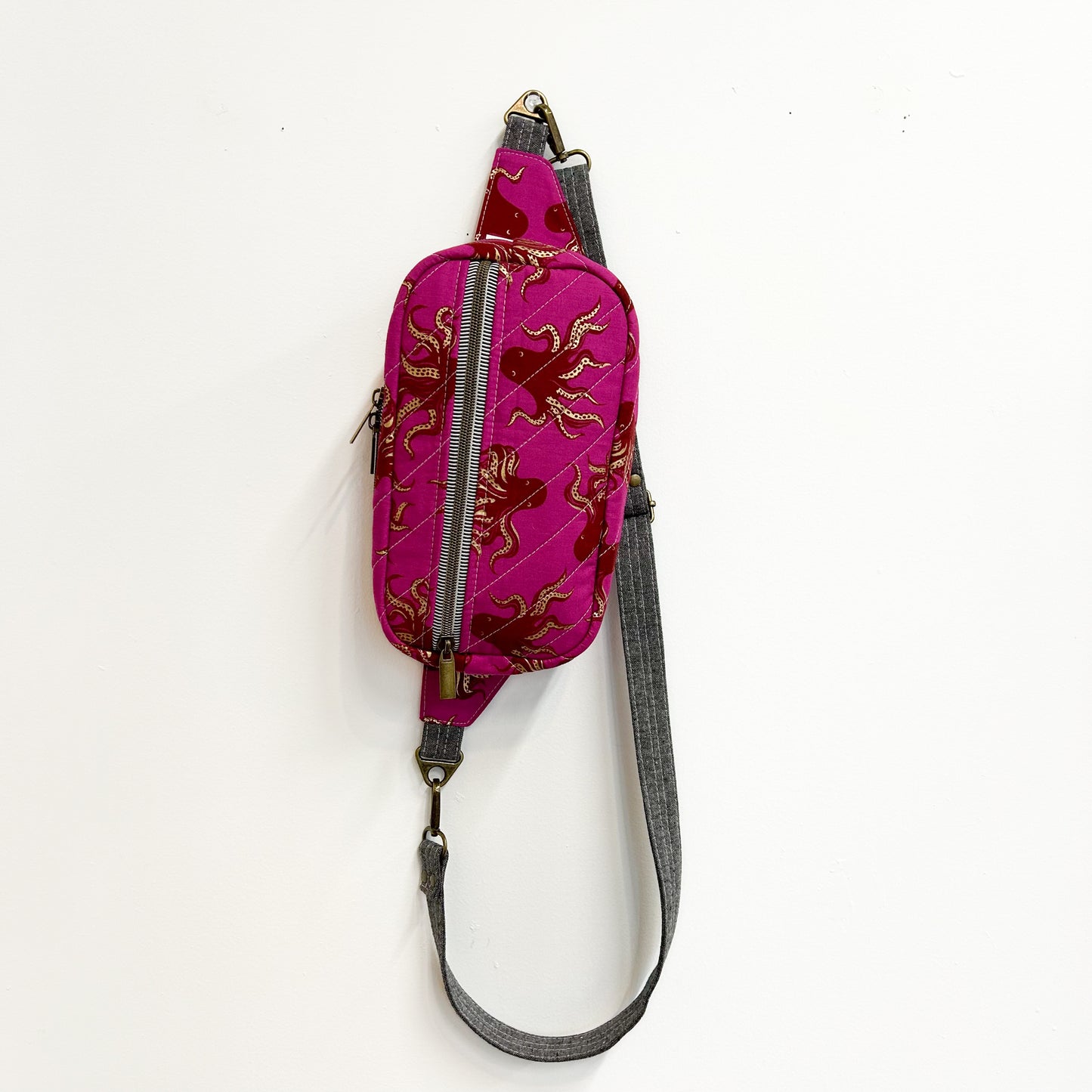 Emerson Crossbody Bag in Magenta Octopi Print