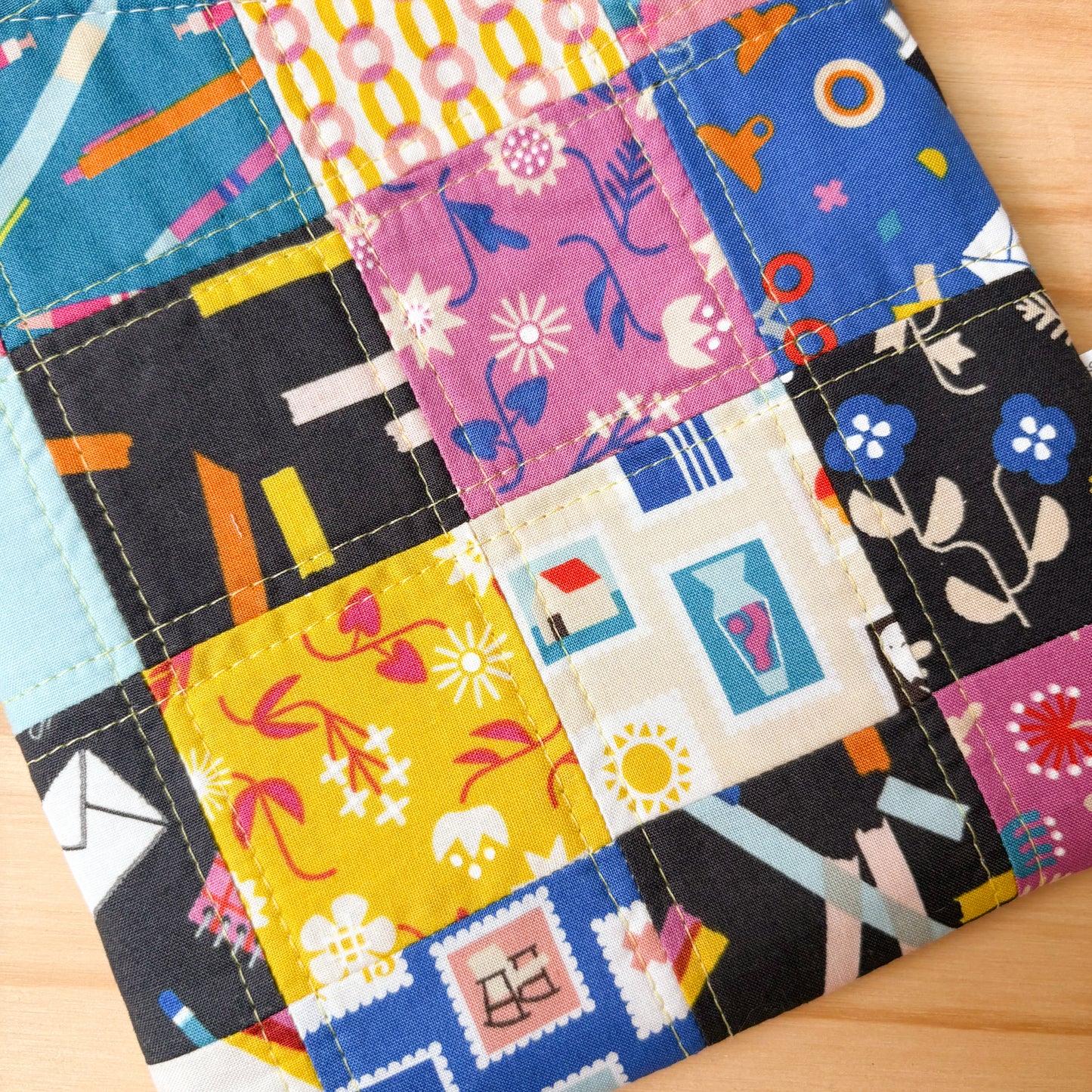 Patchwork Reader Sleeve in Salutations 2