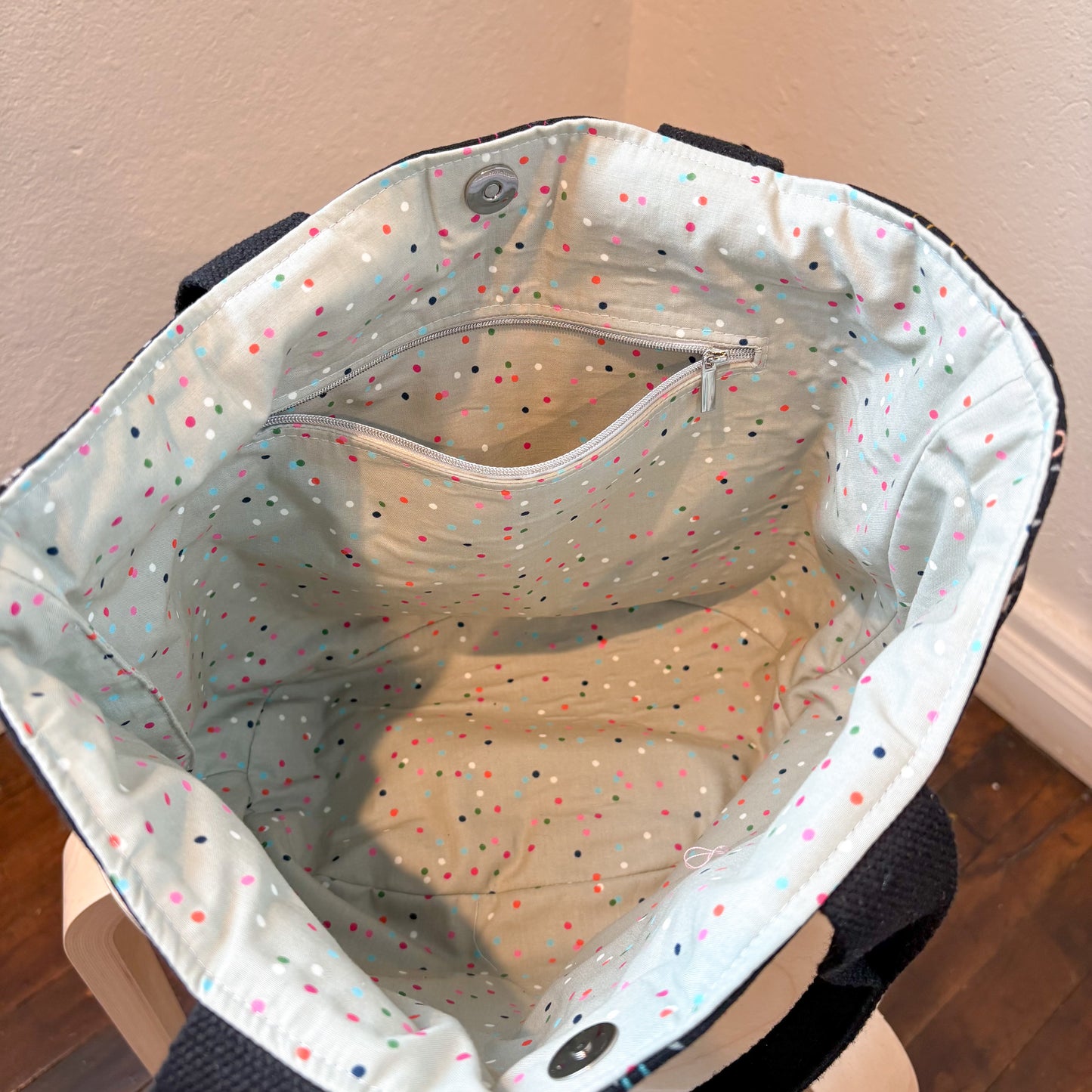 Black Snip Snip Crescent Tote