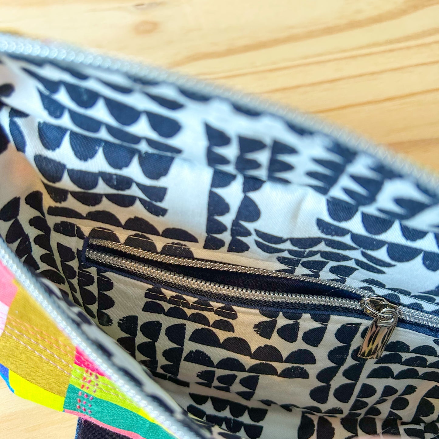 Kaleidoscope Fifth Avenue Bag  with Improv and Hand Quilting