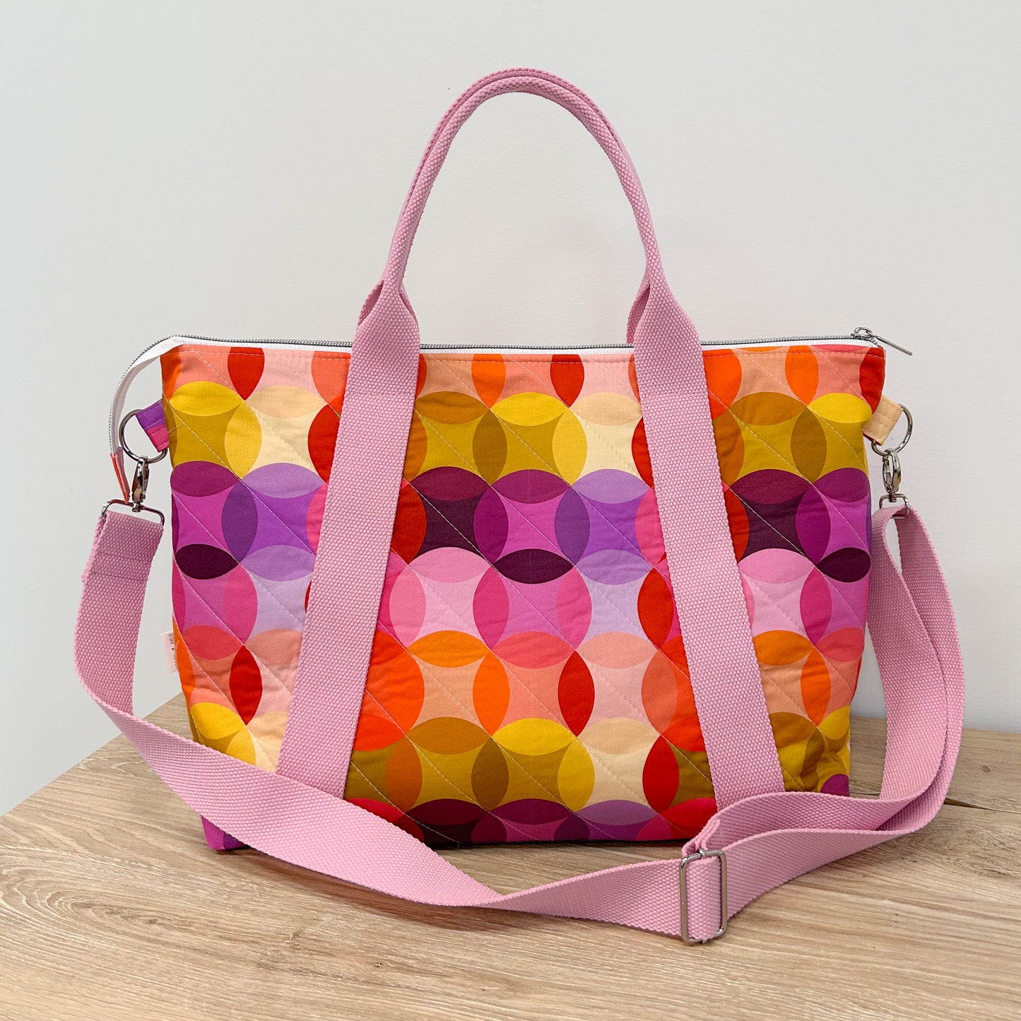 Regular Oxbow Tote in Purple Venn Diagram Color Wheel