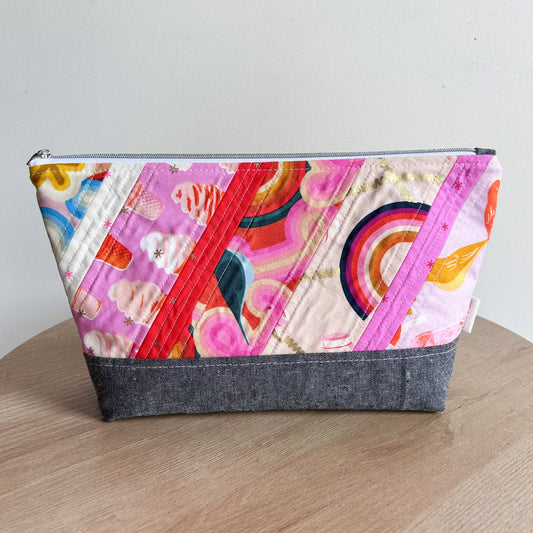 Extra Large Scrappy Quilted Essential Pouch in Social Retro Print