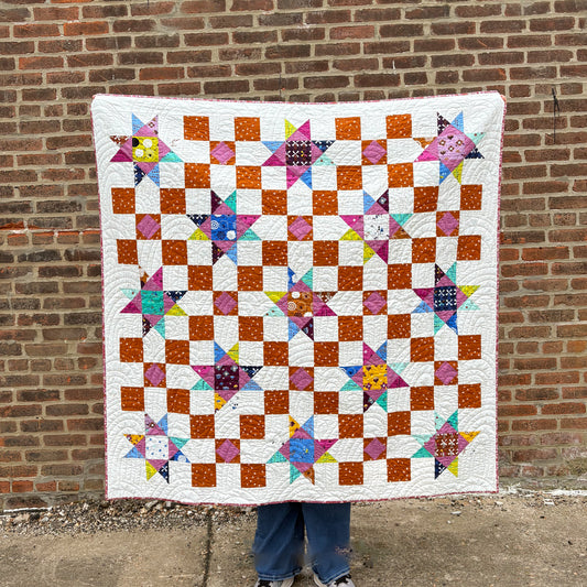 Buckeye Bloom Throw Quilt in Fluffy Sheep