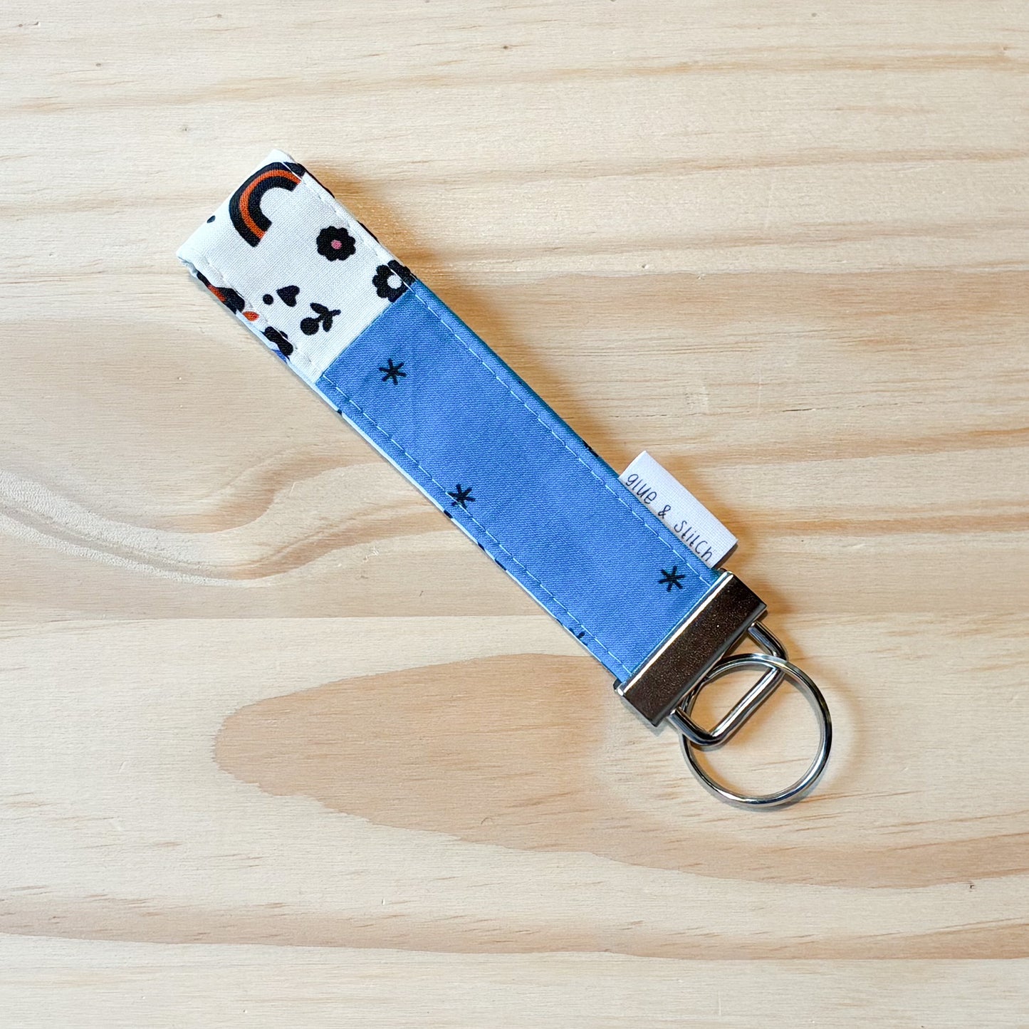 Blue and White Meadow Star Key Fob
