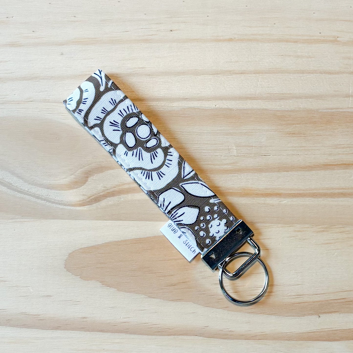 Grassroots and Flowers Key Fob