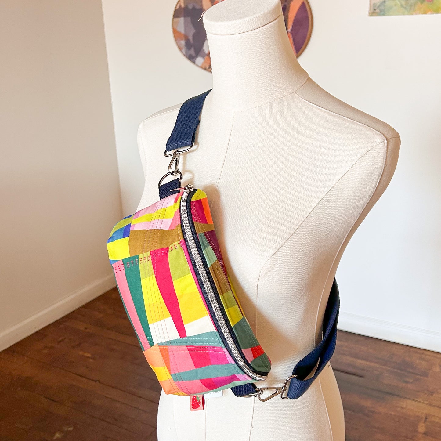 Kaleidoscope Fifth Avenue Bag  with Improv and Hand Quilting