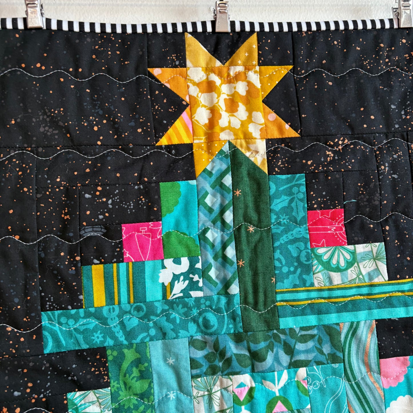 Scrappy Mini Christmas Tree Wall Hanging