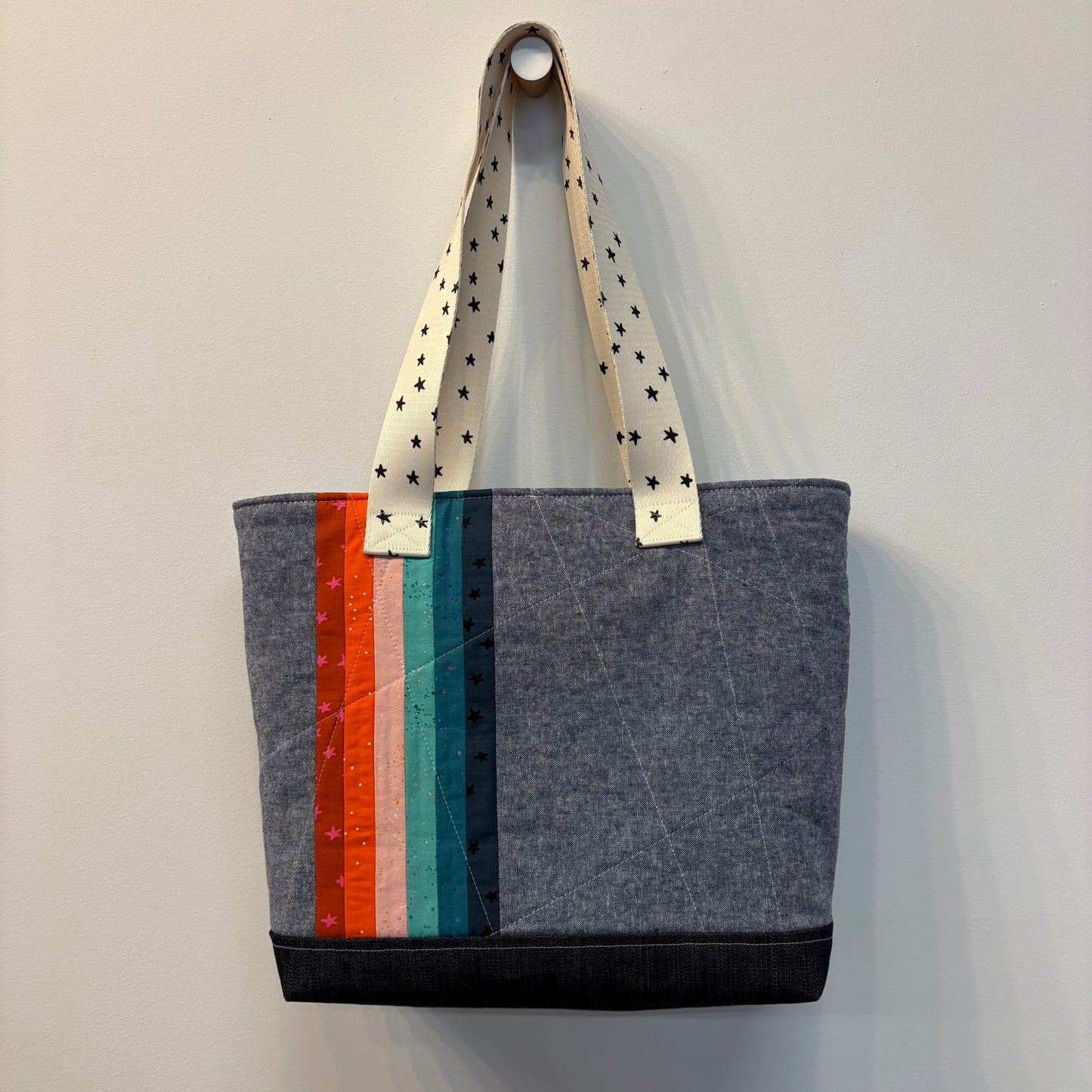 Lucky Charm Tote – Quilted Retro Rainbow Stripe