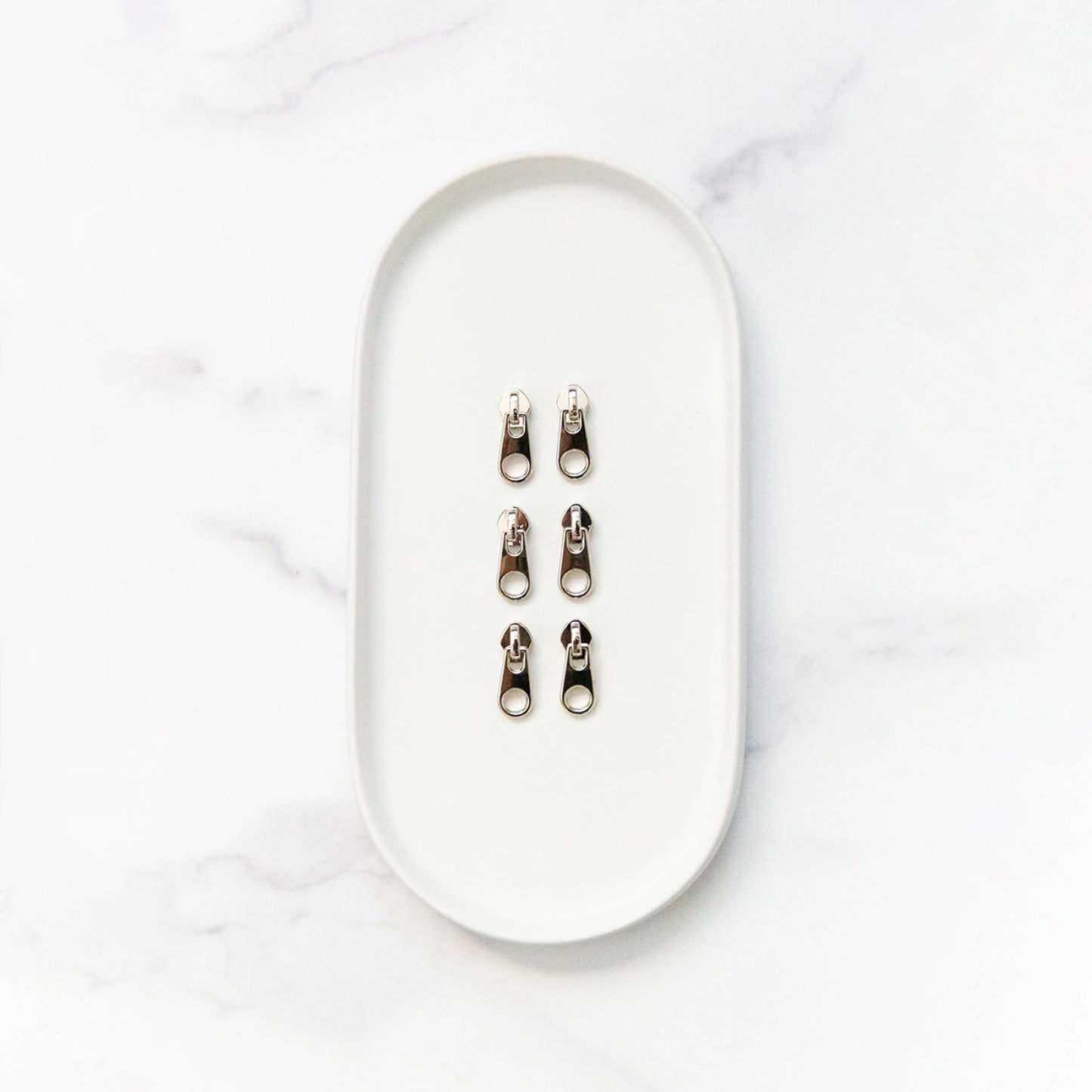 Knot and Thread Nickel Zipper Pulls 6ct